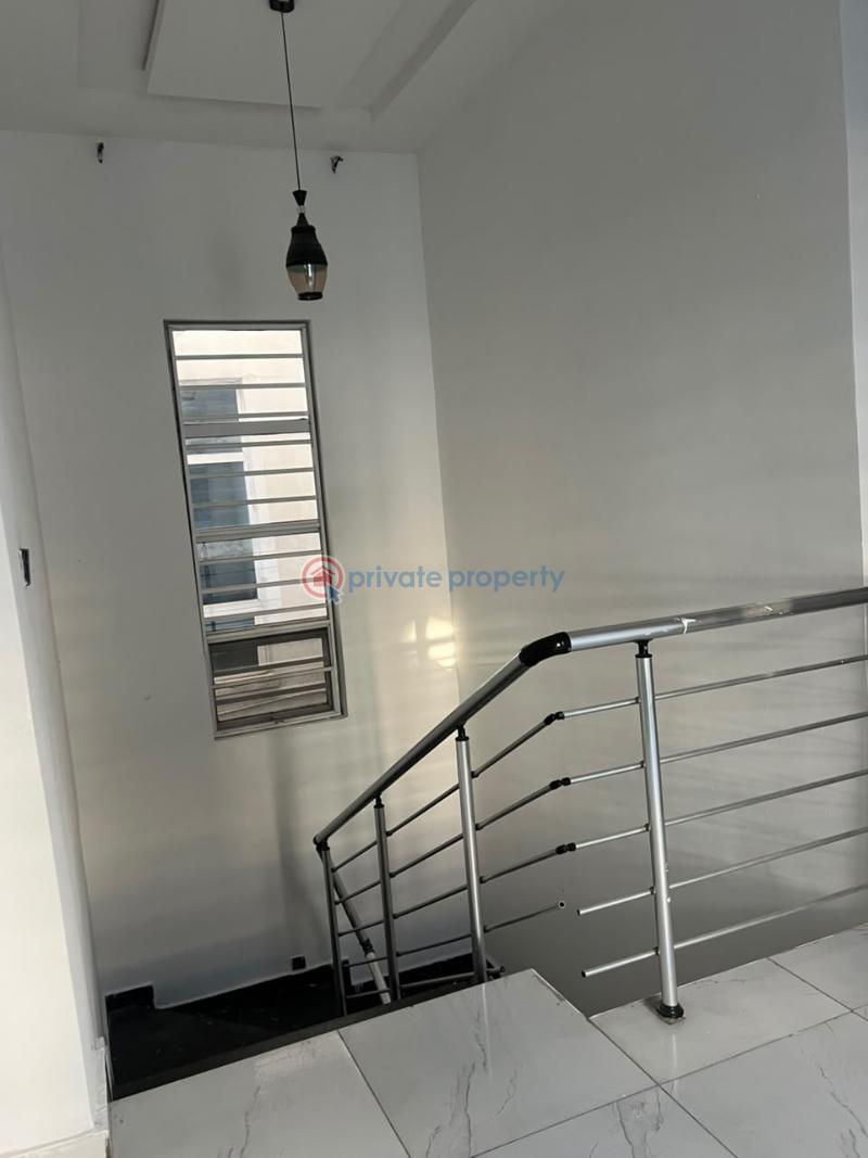 Room or Boys Quarter For Rent Ologolo Lekki Lagos - 11
