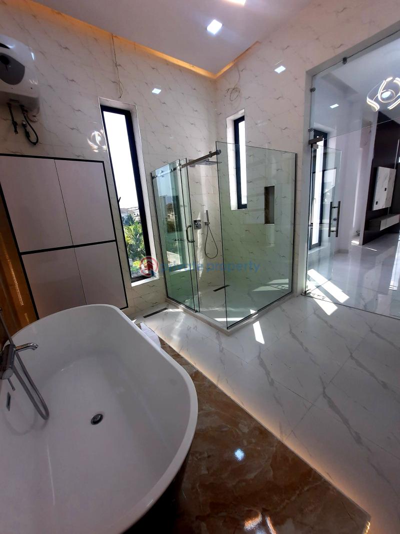 Massive tastefully finished luxious 5 bedroom massion - 11 5 bedroom Detached Duplex For Sale Pinnock Beach Estate Osapa Lekki Lagos - 11