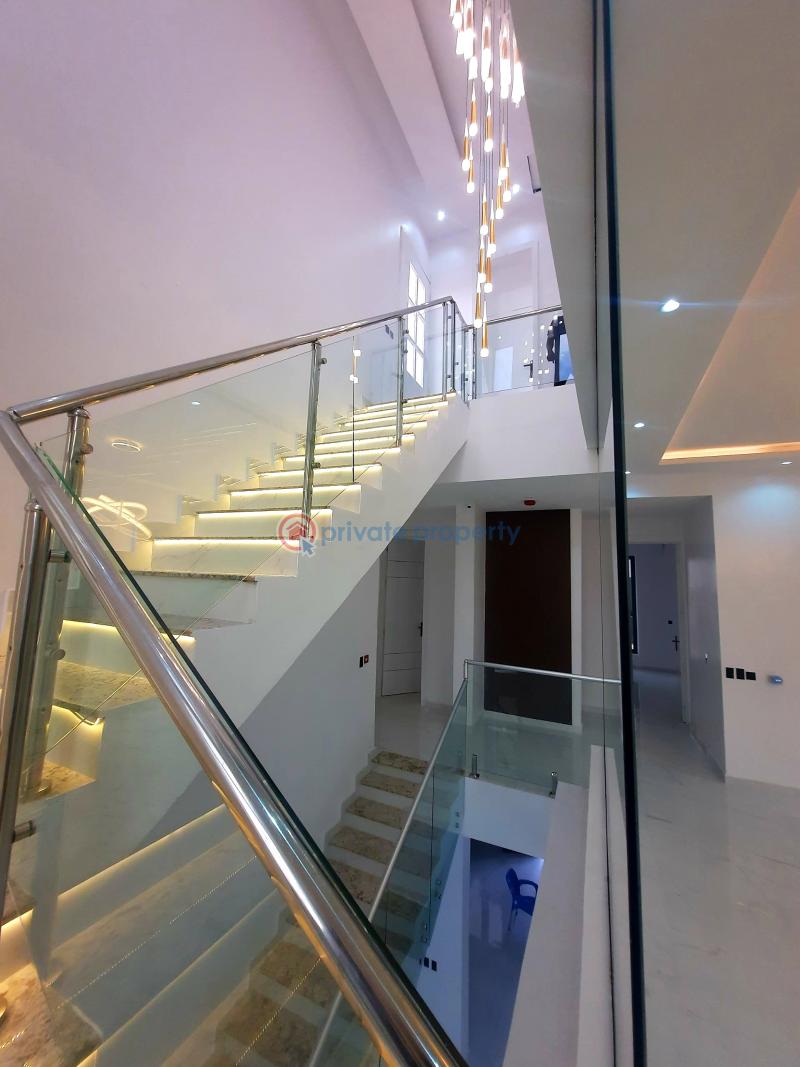 Massive tastefully finished luxious 5 bedroom massion - 18 5 bedroom Detached Duplex For Sale Pinnock Beach Estate Osapa Lekki Lagos - 18