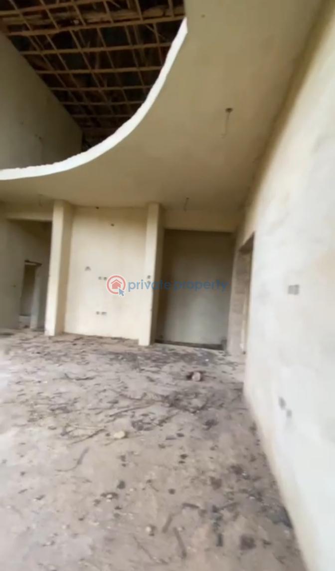 6 bedroom Duplex For Sale Old Gra Enugu Area  - 2