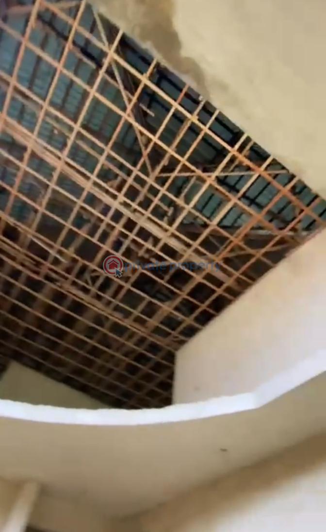 6 bedroom Duplex For Sale Old Gra Enugu Area  - 3