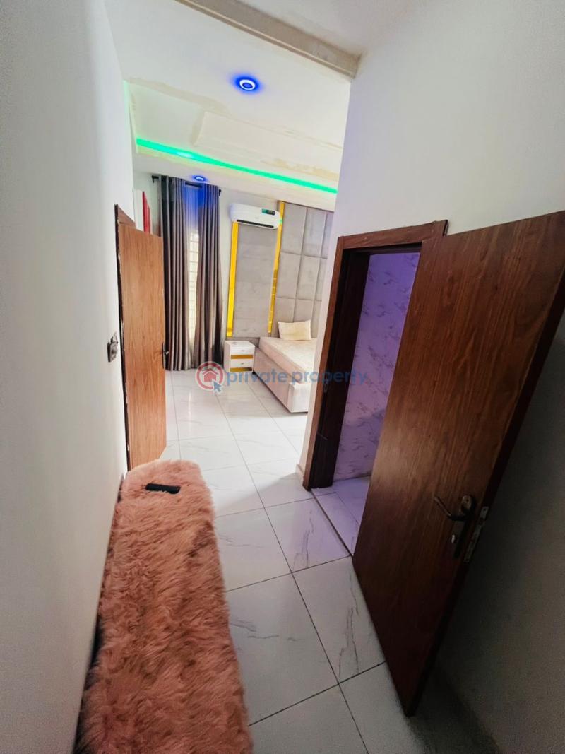 1 bedroom Shared Apartment For Rent Along Lekki Expressway Lagos - 3