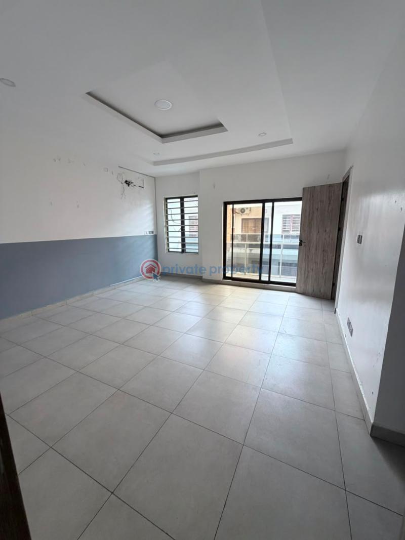 1 bedroom Mini Flat For Rent Orchid Road Before The Roundabout Lekki Expressway Lagos - 0