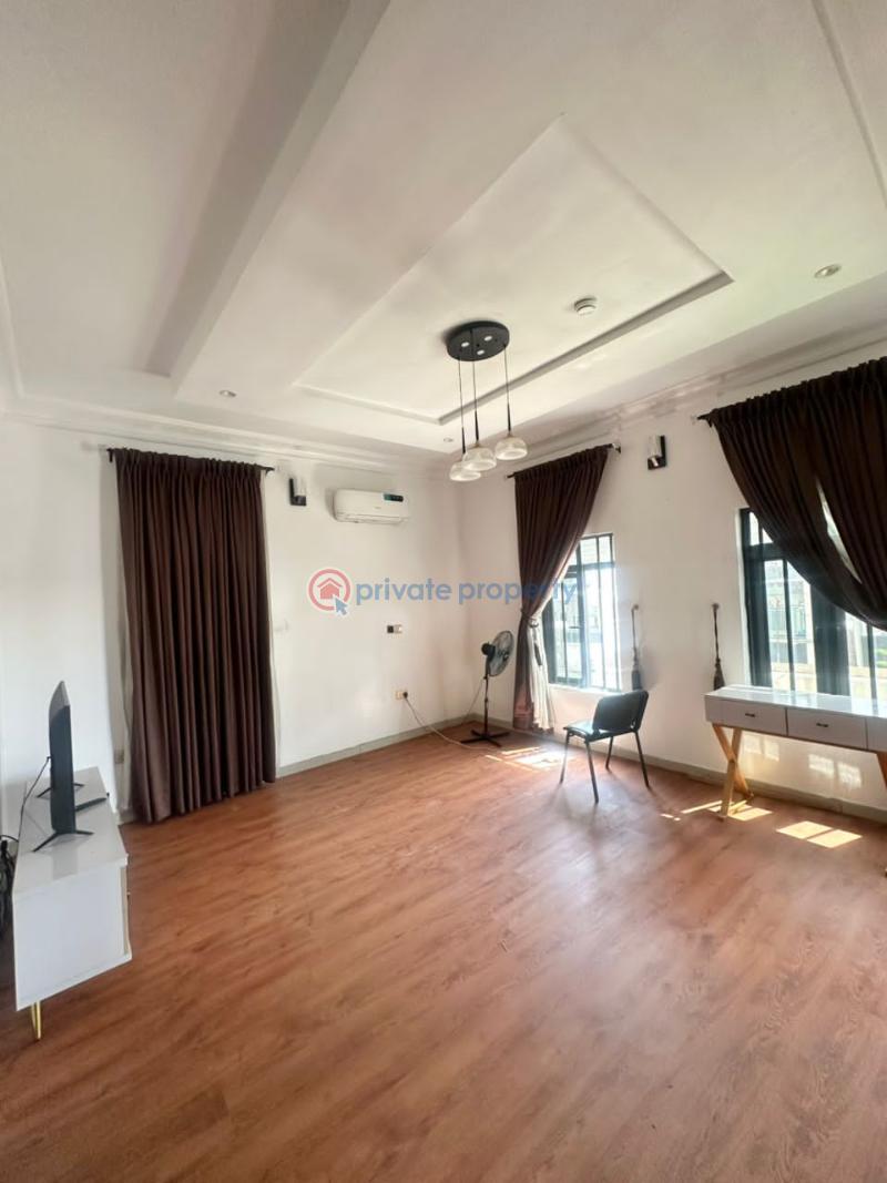 1 bedroom Shared Apartment For Rent Osapa London Lekki Lagos - 3