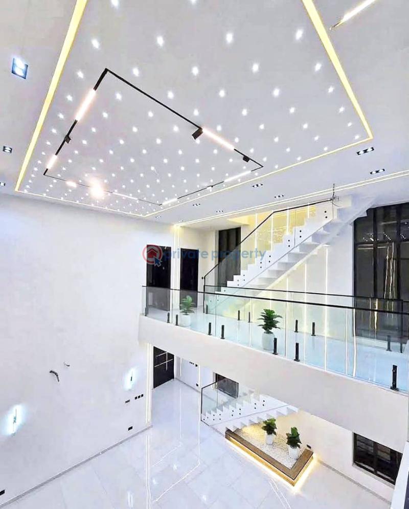 Masterpiece luxury 5 bed smart home with cinema - 8 5 bedroom Detached Duplex For Sale Chevron Drive Lekki Lagos - 8