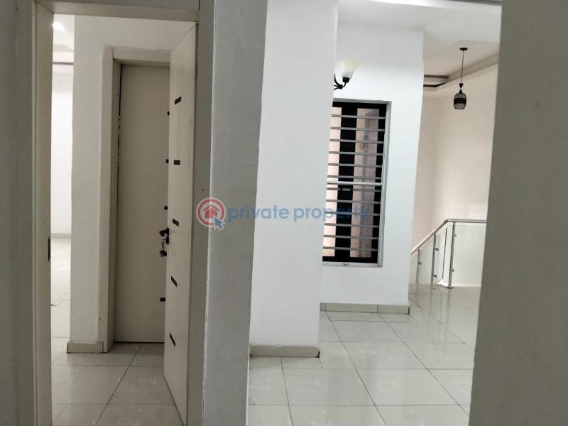 1 bedroom Shared Apartment For Rent Royal Pine Estate, Orchid Road Lekki, Lagos, Nigeria. Gate 3 Lafiaji Lekki Lagos - 2