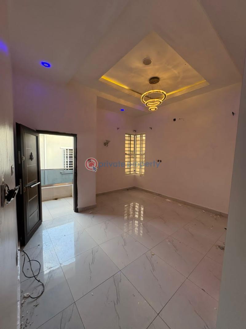 1 bedroom Shared Apartment For Rent Orchid Along Lekki Expressway Lagos - 4