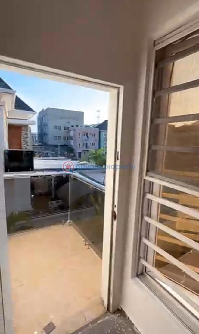 1 bedroom Self Contain For Rent Idado Lekki Lagos - 4