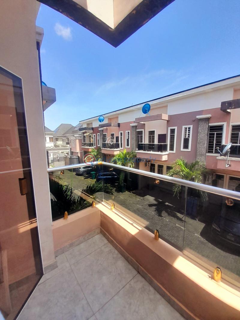 1 bedroom Mini Flat For Rent Abiola Court 10 Chevron Drive Lekki Lagos - 3