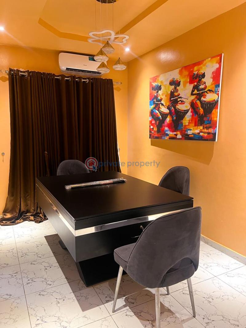 Maxwell 2 bedroom apartment - 1 2 bedroom Block Of Flats Short let Oyekan'l Close Lekki Phase 1 Lagos - 1