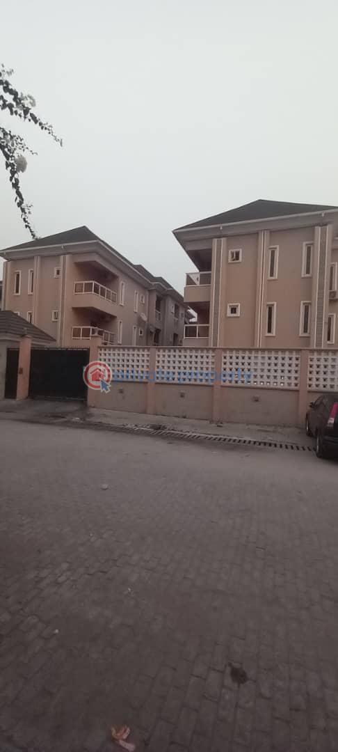3 bedroom Block Of Flats For Rent Oniru Victoria Island Lagos - 0