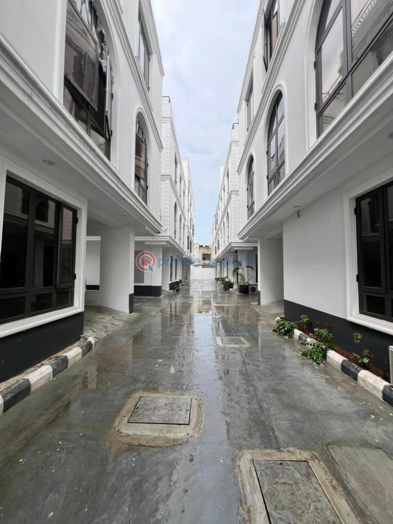 4 bedroom Semi detached Duplex For Sale Old Ikoyi Lagos - 14