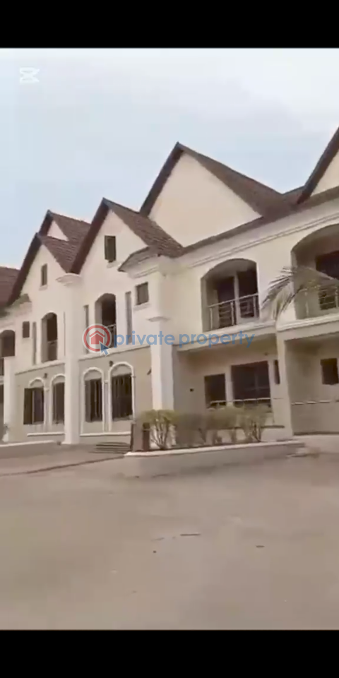Duplex For Sale Utako Abuja Phase 2  - 1