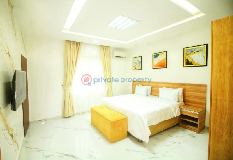 Mini estate consisting 10 units of fully furnished 3 bedroom apartments with one bq each - 9 3 bedroom Block Of Flats For Sale Lekki Phase1 Close To Expressway Lekki Phase 1 Lagos - 9