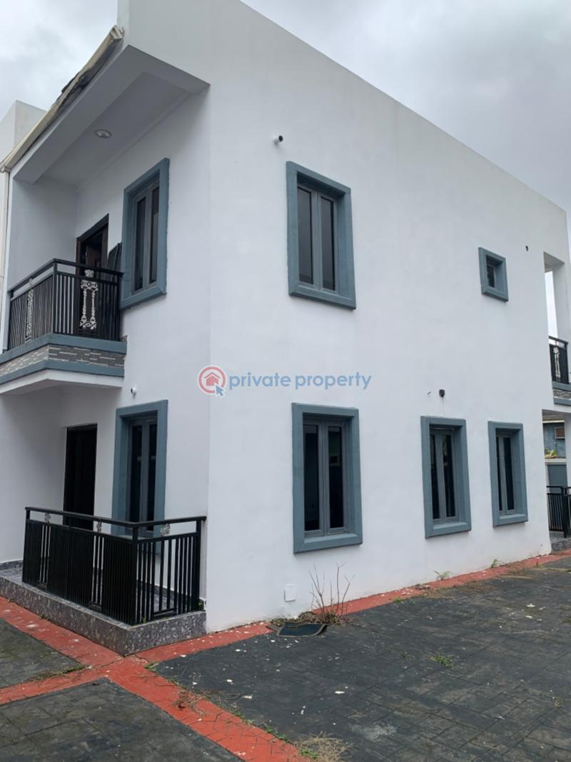10 bedroom Duplex For Sale Ekehuan After Uniben Campus Benin Edo - 2
