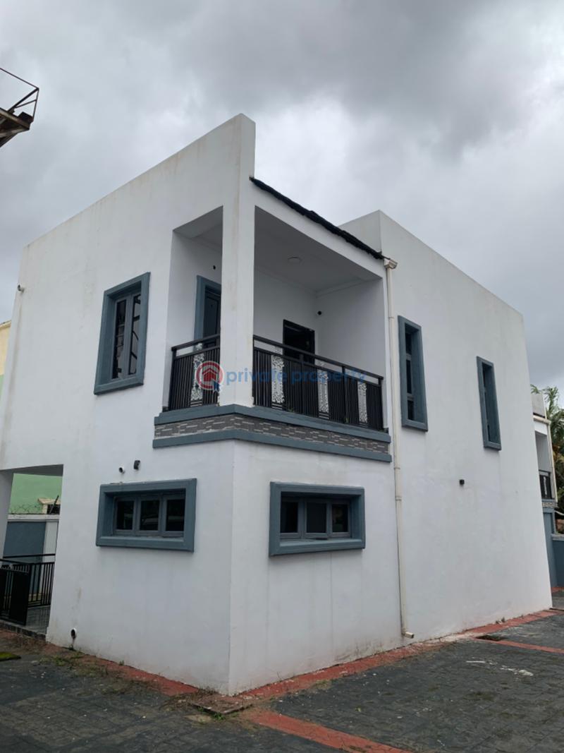 10 bedroom Duplex For Sale Ekehuan After Uniben Campus Benin Edo - 1