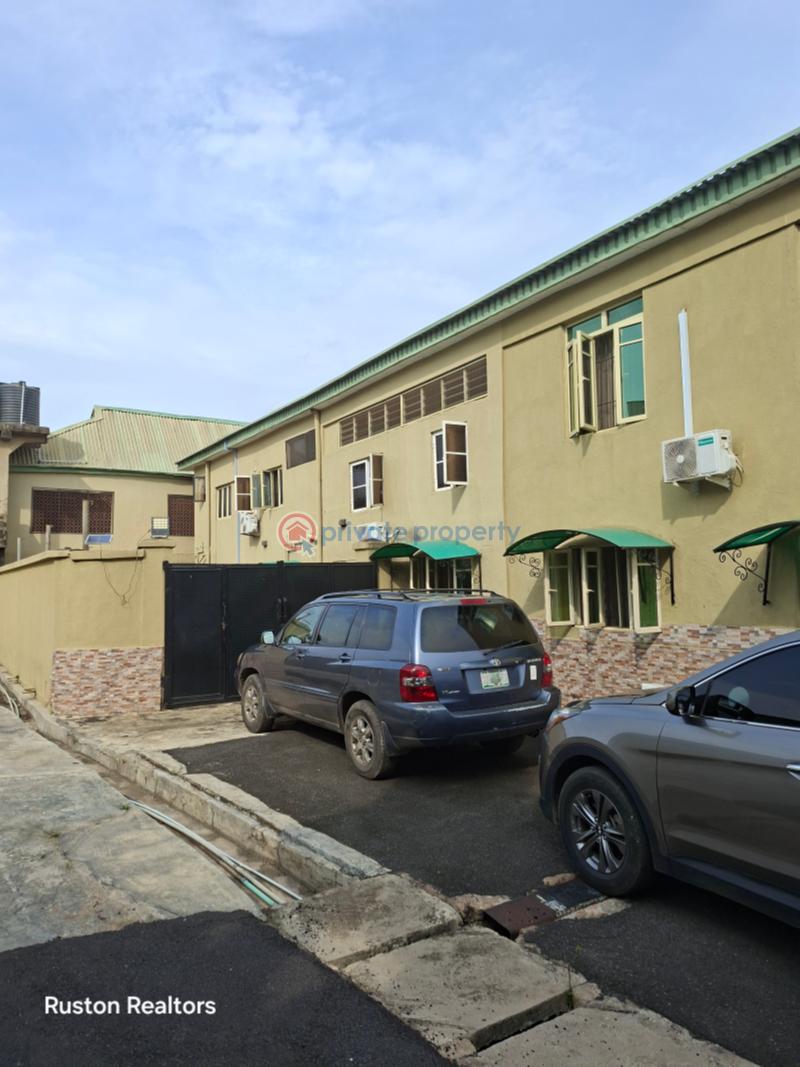 10 bedroom Townhouse For Sale New Bodija Estate Bodija Ibadan Oyo - 1
