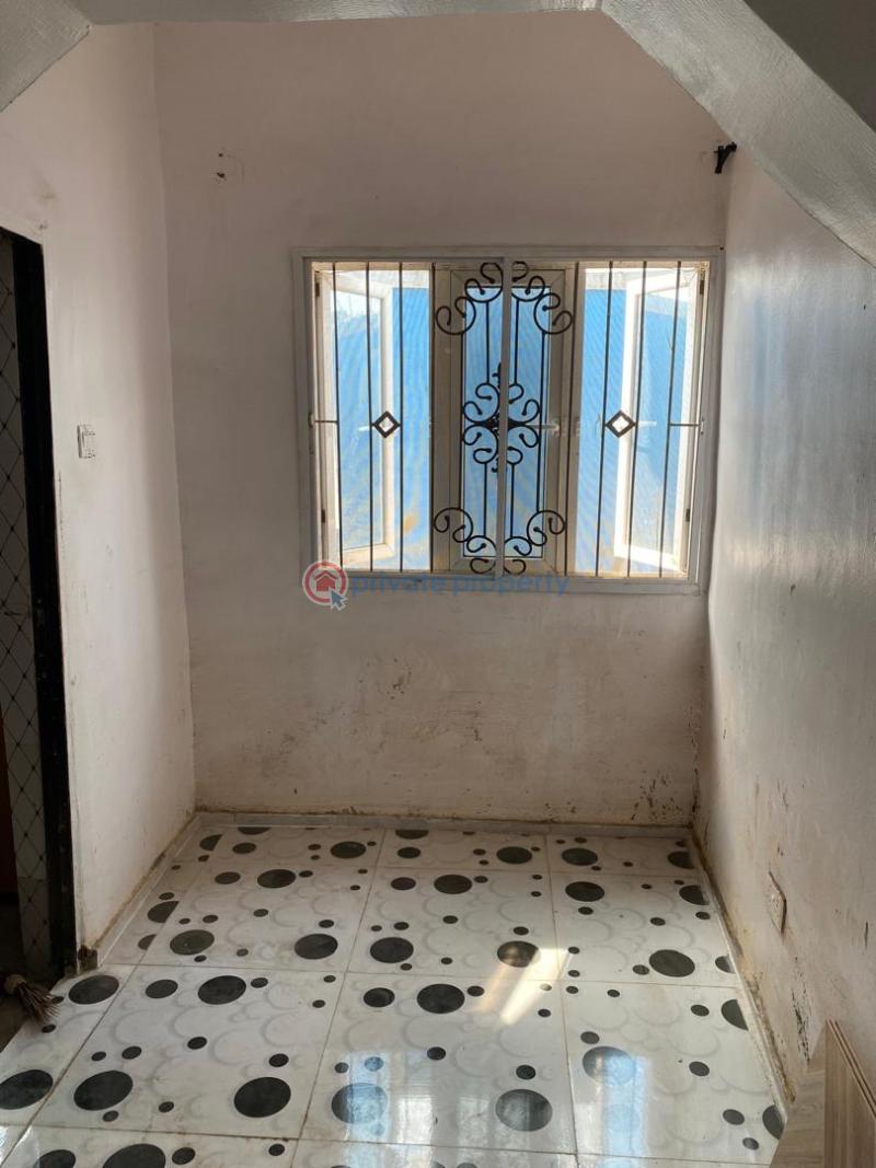 1 bedroom Mini Flat For Rent Ebute Ikorodu Lagos - 2