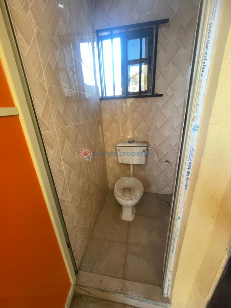 1 bedroom Mini Flat For Rent Magodo Gra Phase 1 Magodo Kosofe/Ikosi Lagos - 4