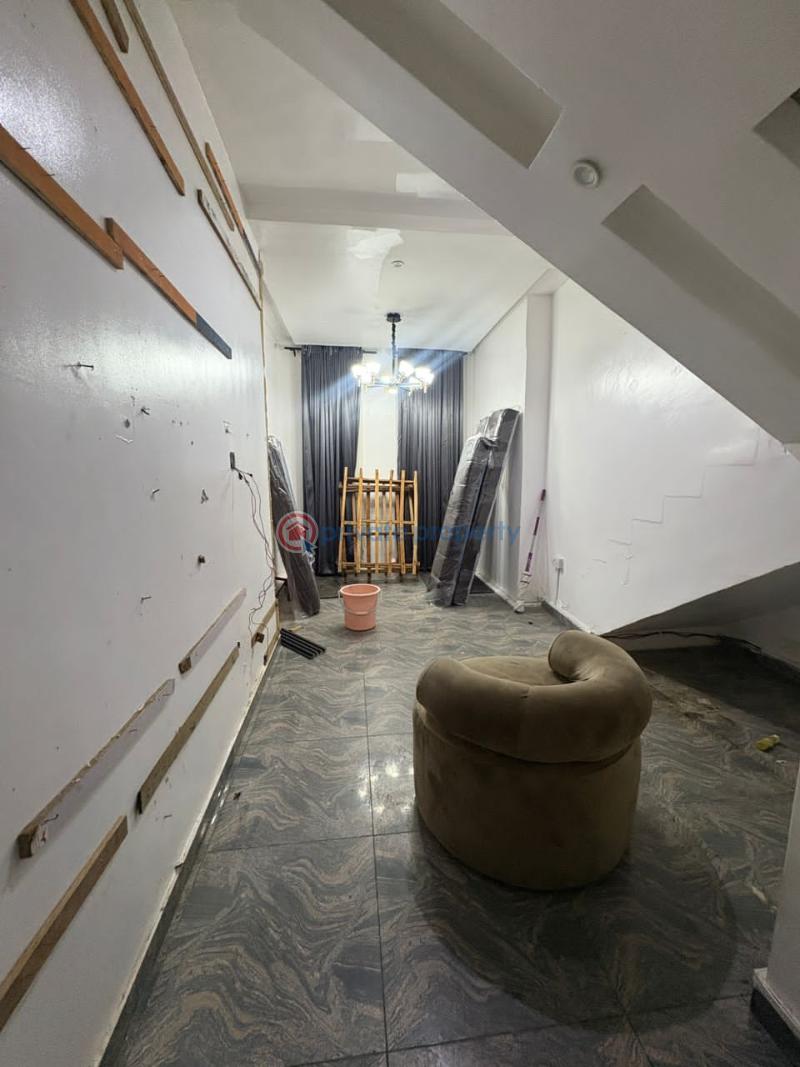 1 bedroom Mini Flat For Rent Osapa London Lekki Lagos - 1