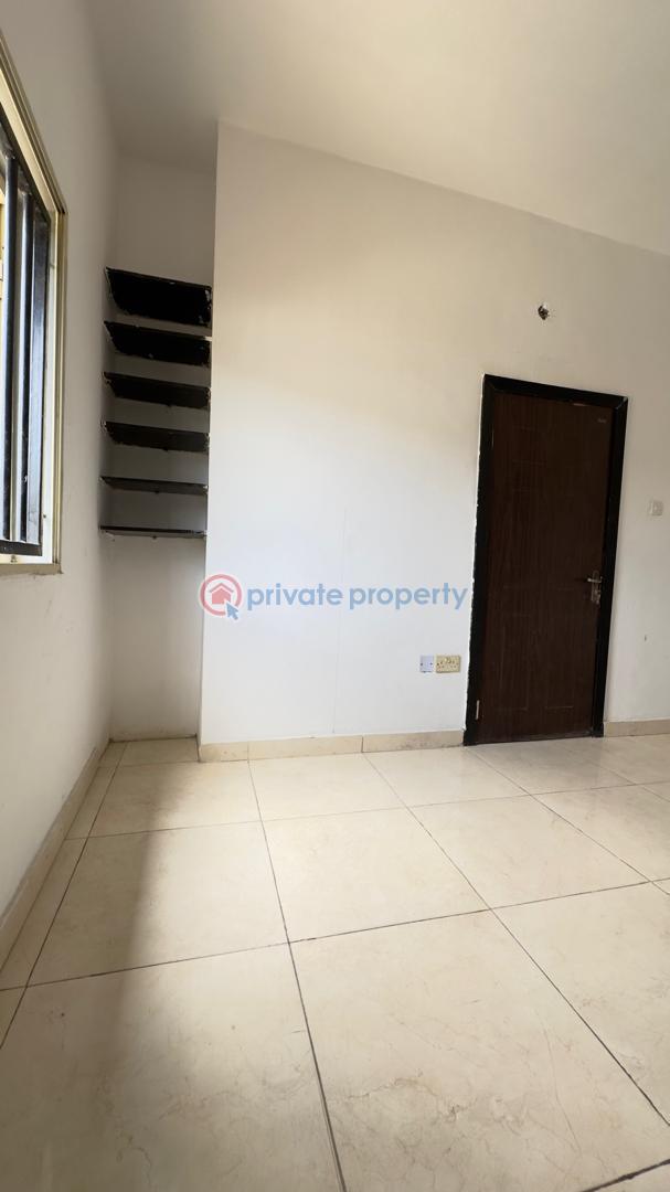 1 bedroom Mini Flat For Rent Osapa Lekki Lagos - 9