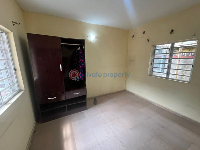 1 bedroom Self Contain For Rent Olowora Magodo Magodo Kosofe/Ikosi Lagos - 3