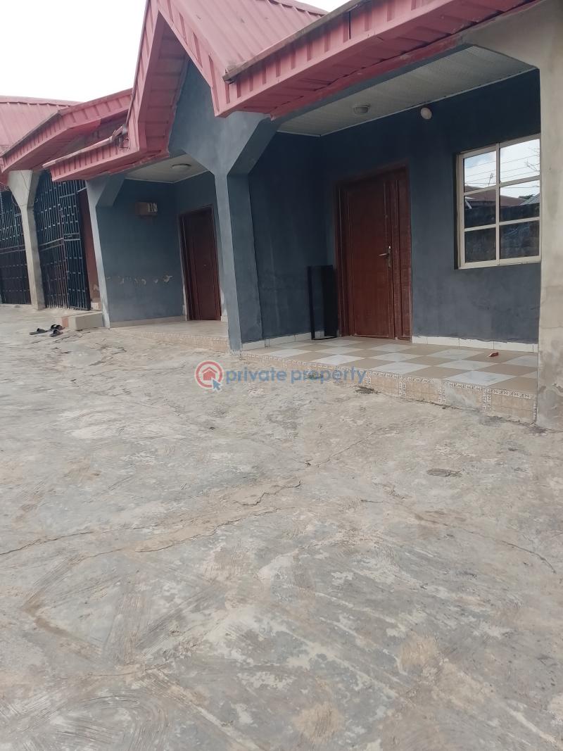 1 bedroom Mini Flat For Rent Olowotedo Ibafo Ogun area  - 6