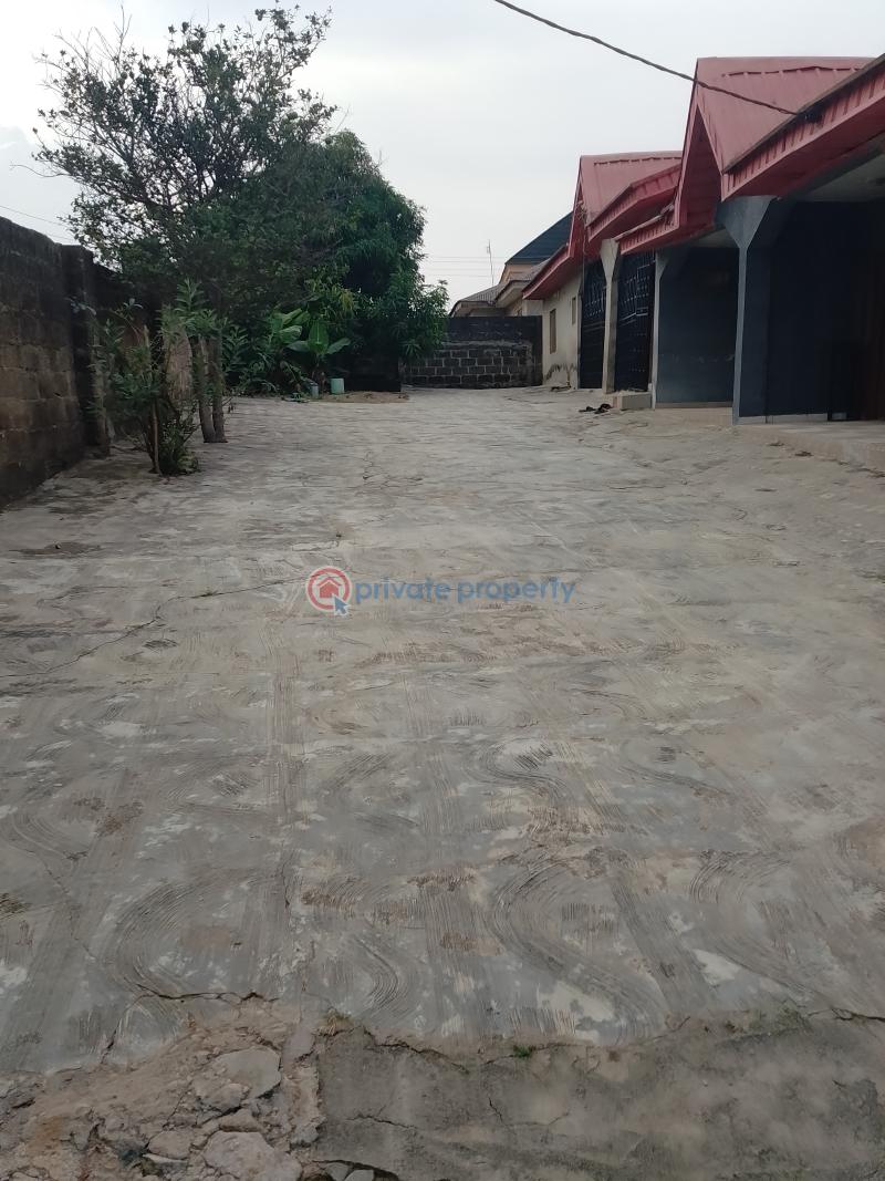 1 bedroom Mini Flat For Rent Olowotedo Ibafo Ogun area  - 5