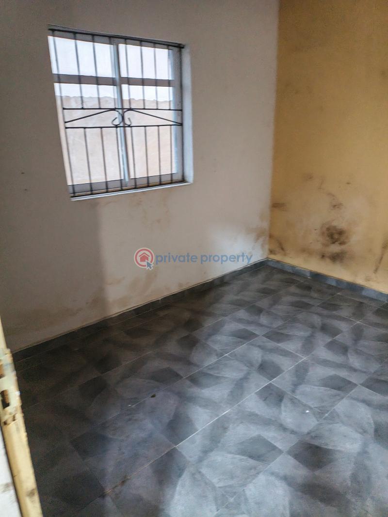 1 bedroom Mini Flat For Rent Adebola Street, Ogudu Town Ogudu Lagos - 6