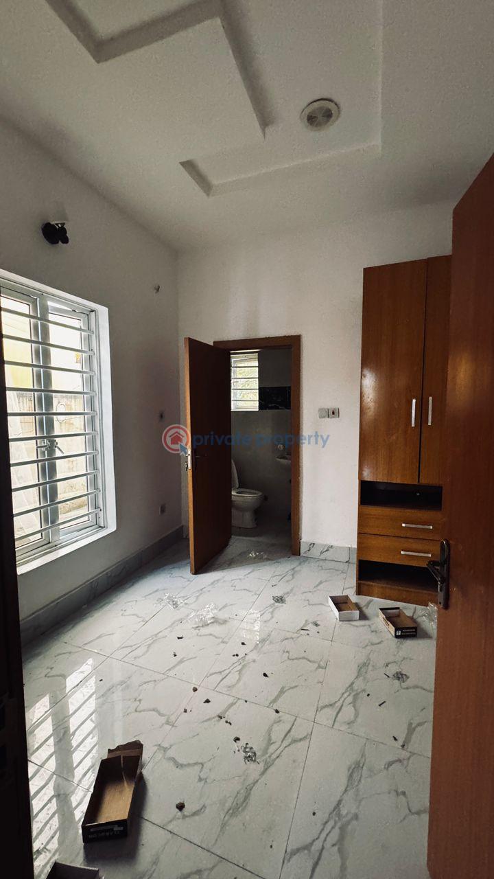 1 bedroom Mini Flat For Rent Ikate Elegushi Lekki Lagos - 0