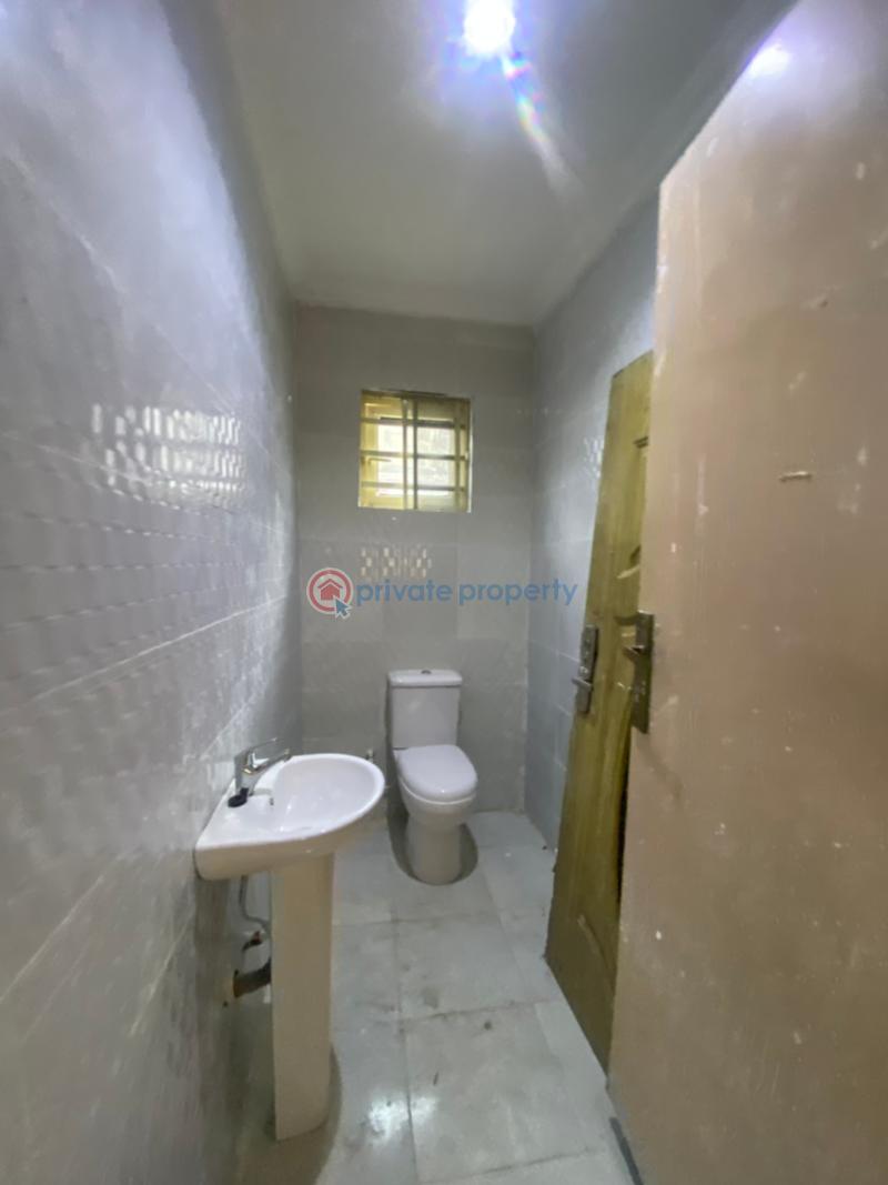 Mini flat bq in lekki phase1 - 8 1 bedroom Mini Flat For Rent Off Admiralty Way Lekki Phase 1 Lagos - 8