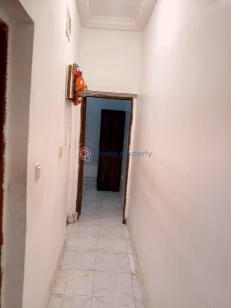 1 bedroom Mini Flat For Rent Adekunle Yaba Ebute Metta Yaba Lagos - 3