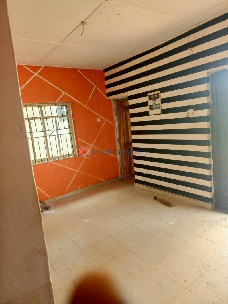 1 bedroom Mini Flat For Rent Adamo Ikorodu Ikorodu Lagos - 2