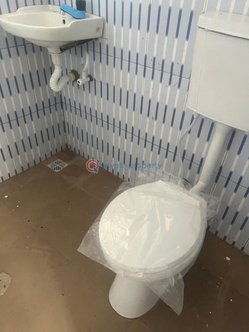 1 bedroom Mini Flat For Rent Lafenwa Itele Near Ayobo Ogun Ogun area  - 9