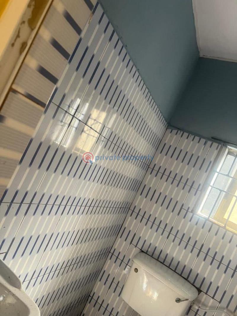 1 bedroom Mini Flat For Rent Lafenwa Itele Near Ayobo Ogun Ogun area  - 6