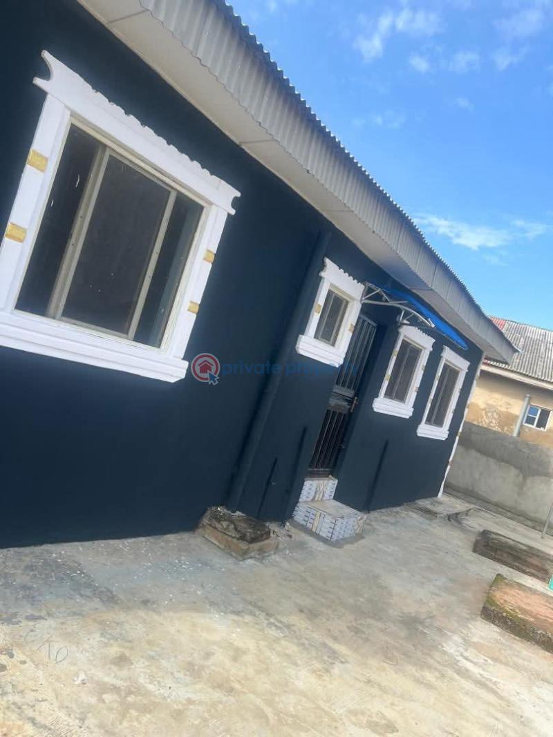 1 bedroom Mini Flat For Rent Yakoyo/Alagbole Ojodu Lagos - 3
