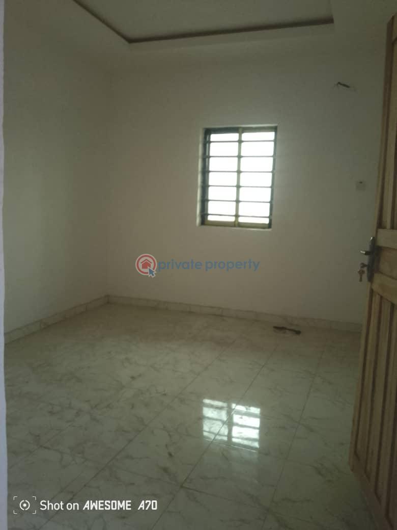 1 bedroom Mini Flat For Rent Onike Iwaya Onike Yaba Lagos - 3
