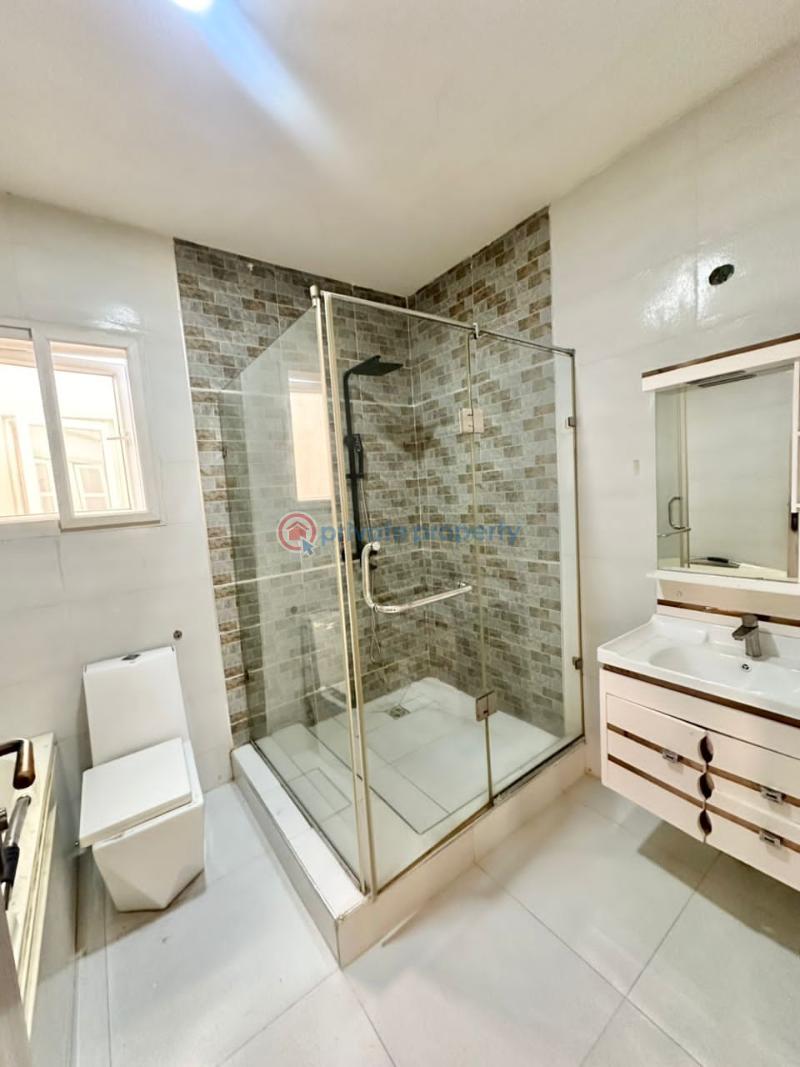1 bedroom Mini Flat For Rent Along Lekki Expressway Lagos - 6