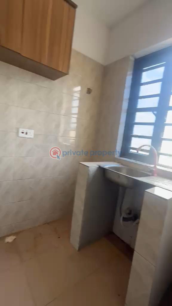 1 bedroom Mini Flat For Rent Off Bajulaiye Onipanu Shomolu Lagos - 4