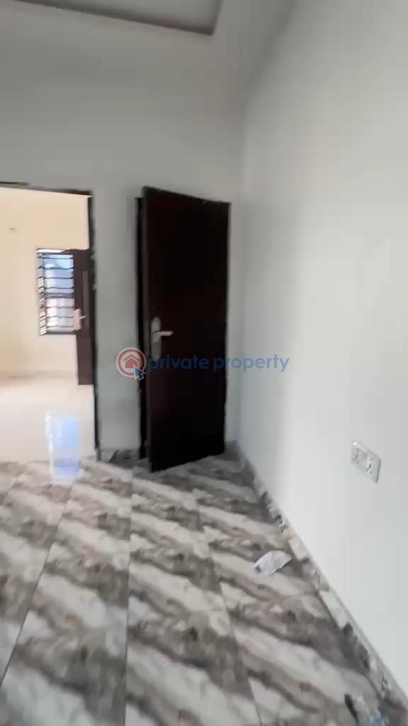 1 bedroom Mini Flat For Rent Off Bajulaiye Onipanu Shomolu Lagos - 1