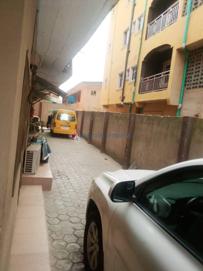 For rent 1 bedroom Mini Flat Off Shyllon Street, Ilupeju Palmgrove