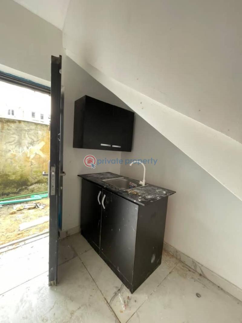 1 bedroom Mini Flat For Rent Chevron Lekki Lagos - 6