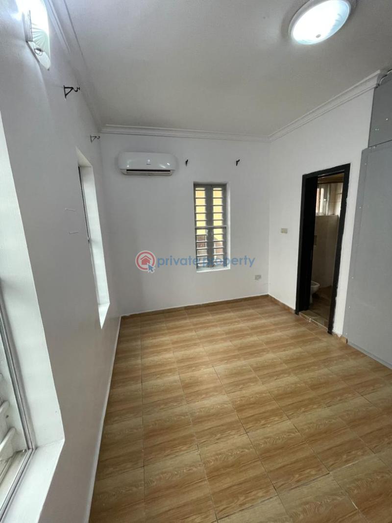1 bedroom Mini Flat For Rent Eti Osa,lekki Lekki Lagos - 4