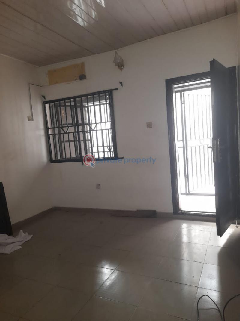 Miniflat apartment vacant in the heart of ogba - 1 1 bedroom Mini Flat For Rent Dide Olu Court Ogba Bus-stop Lagos - 1