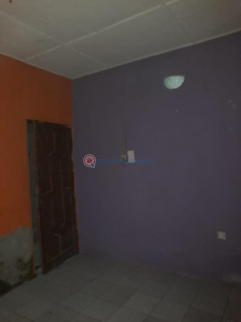 Miniflat apartment vacant in the heart of ogba - 5 1 bedroom Mini Flat For Rent Dide Olu Court Ogba Bus-stop Lagos - 5