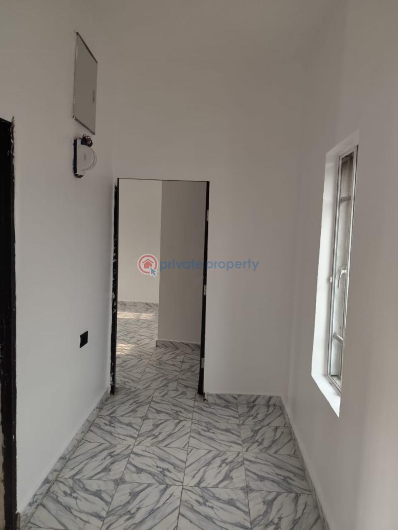 1 bedroom Mini Flat For Rent Elepe Royal Estate, Aga Ebute Ikorodu Lagos - 9