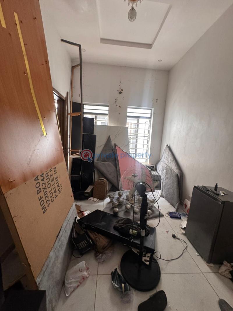 1 bedroom Mini Flat For Rent Oral Estate Lekki Lagos - 1