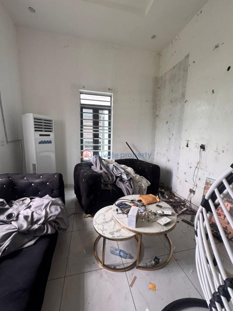1 bedroom Mini Flat For Rent Oral Estate Lekki Lagos - 11