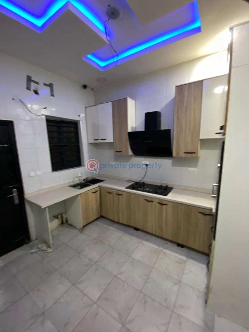 1 bedroom Mini Flat For Rent Ikota Gra Ikota Lekki Lagos - 1