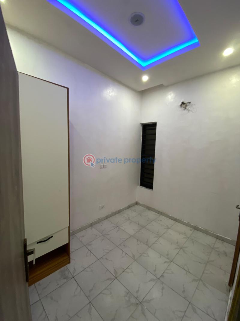 1 bedroom Mini Flat For Rent Ikota Gra Ikota Lekki Lagos - 3